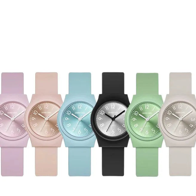 Casual digital quartz silicone children's watch in black with 9mm case and digital display