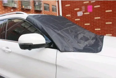Magnetic car windscreen snow cover in black with silver back, 210x120cm size, six magnets visible