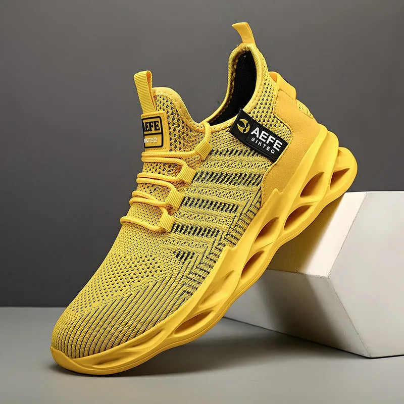 Men's black mesh casual running shoes with cross straps and round toe in Korean style