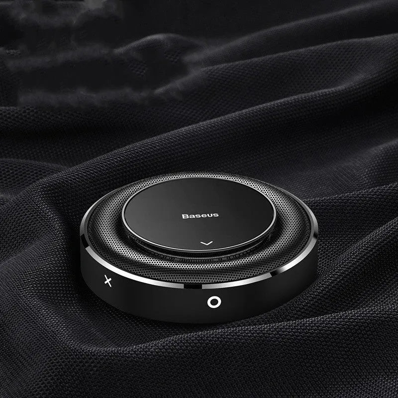 Round aluminium alloy car fragrance diffuser in black, red, or silver with aromatherapy tablets.