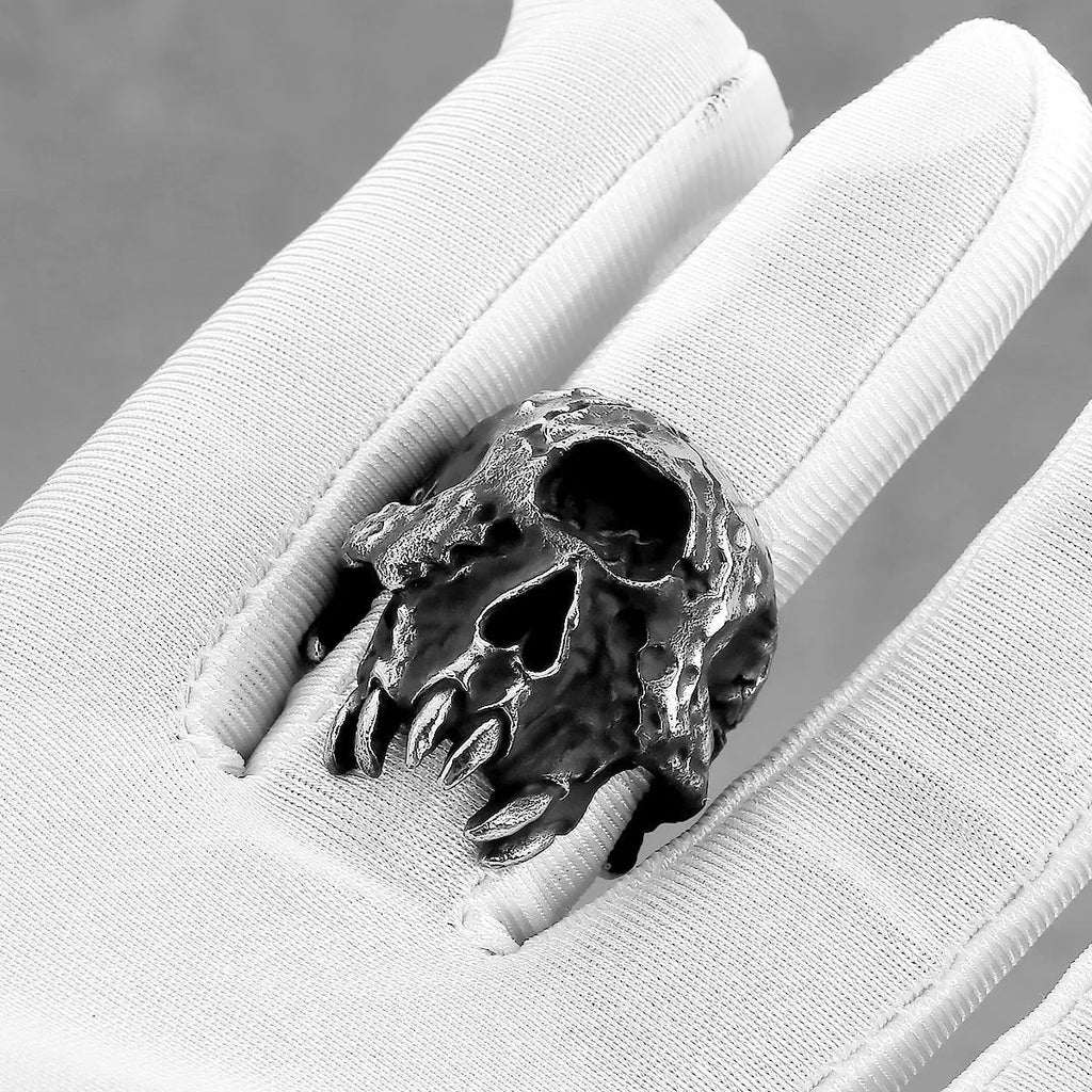 Alloy skull ring with one-eyed design in electroplated finish showing retro punk styling