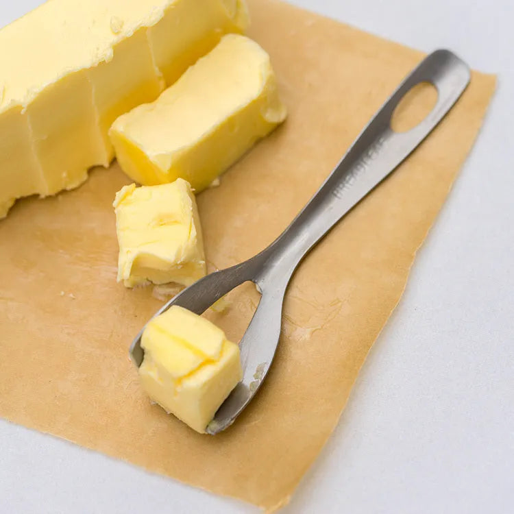 Stainless steel butter cutter with 12cm blade for baking pastry dough