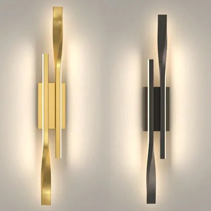 Nordic style 42cm wall lamp in black or gold with three colour light settings