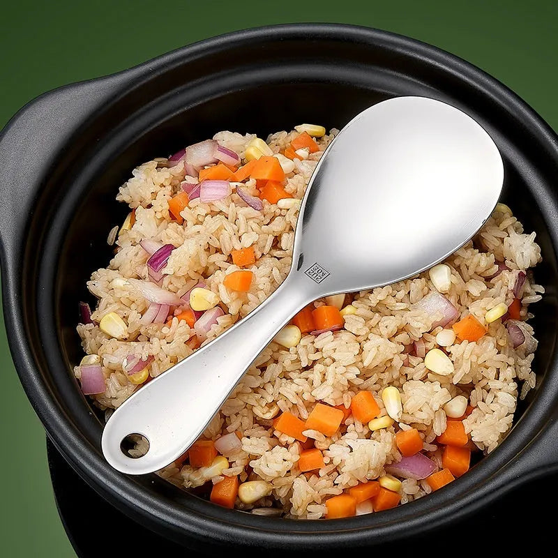 A single 304 stainless steel meal spoon with a simple solid colour design.