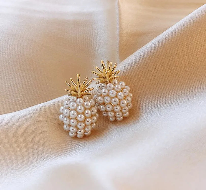 Women's Korean style fruit earrings in alloy with electroplated gold, pearl flower, silver and starfish pearl colours