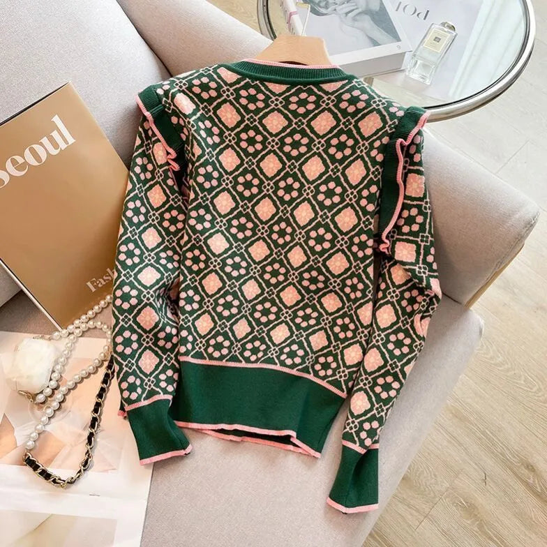 Women's green printed long sleeve sweater in loose fit free size with regular sleeves