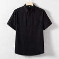 Man wearing a solid colour linen-look T-shirt with short sleeves and a loose fit.