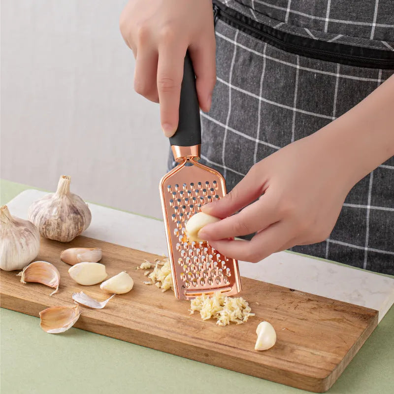 Copper-plated seven-piece kitchen tool set with cutlery rack in assorted colours