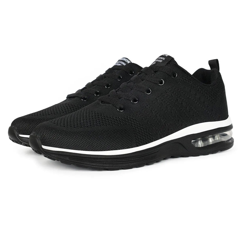 Flyknit mesh running shoes in multiple colours with round toe design and PU soles