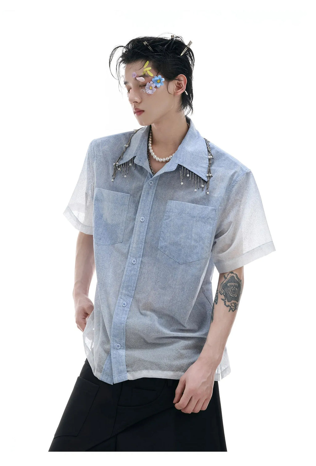 Men's loose fit blue and white gradient short sleeve shirt with quilted details