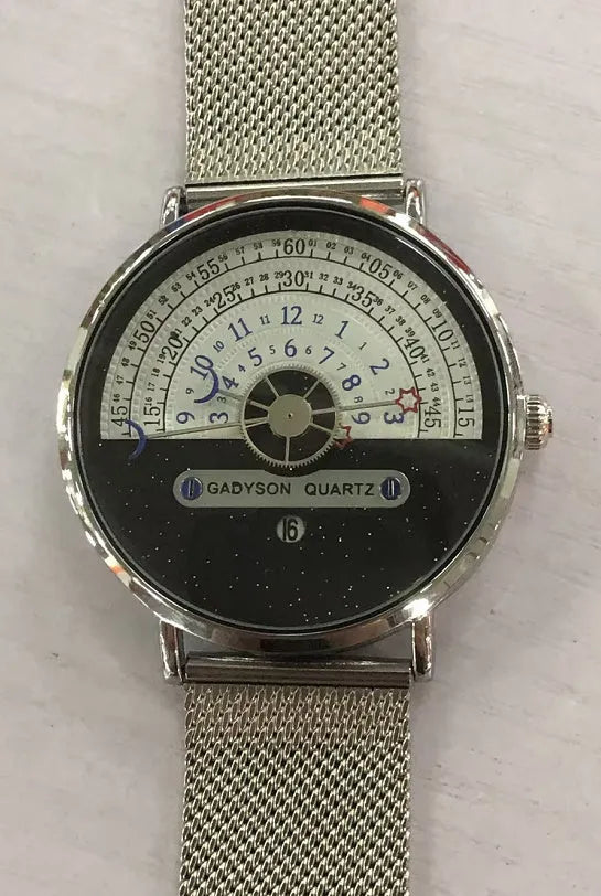 Men's silver sports watch with round 40mm dial and stainless steel strap