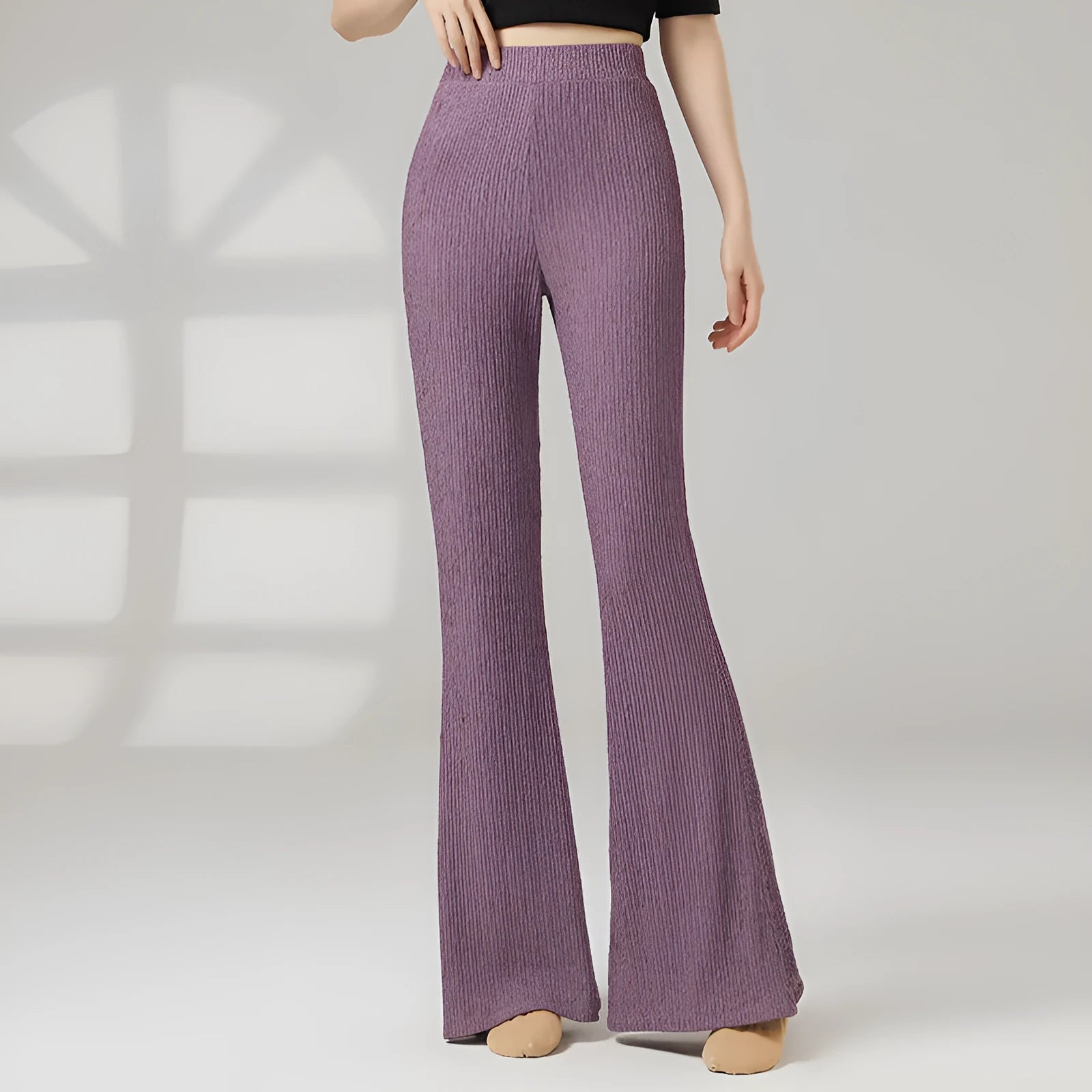 Women's solid colour polyester dance practice trousers for classical ballet and sports dance training.