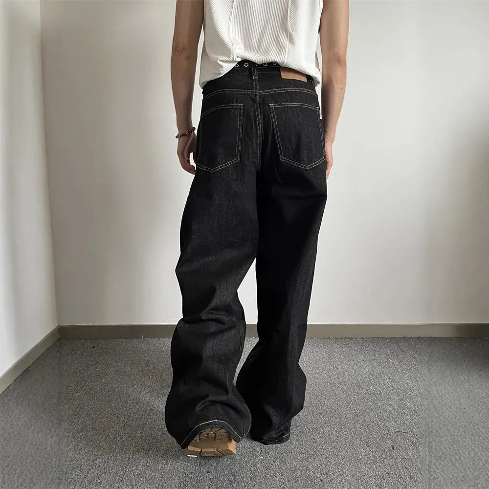 Black loose wide-leg retro jeans with straight-leg cut and zip placket fly