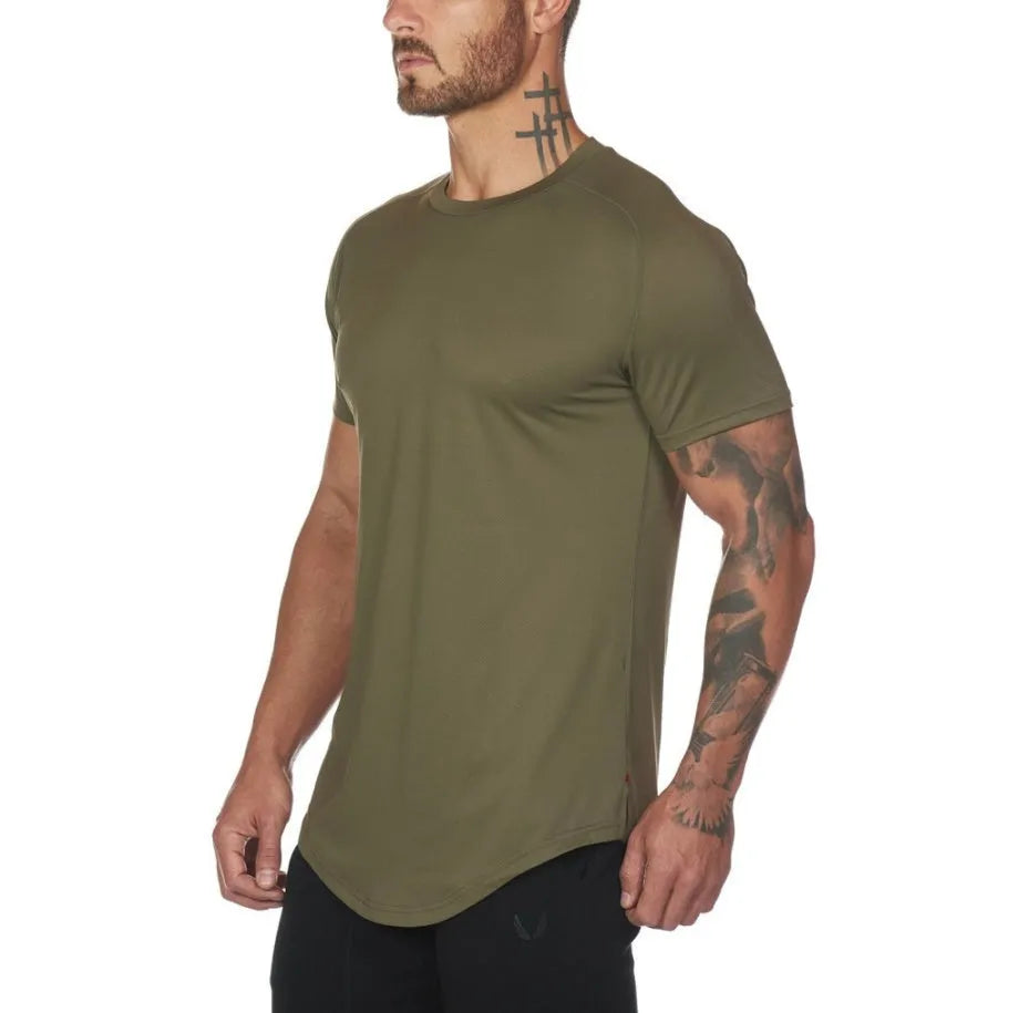 Men's plain custom gym shirt in cotton-spandex blend showing colour and letter print options.