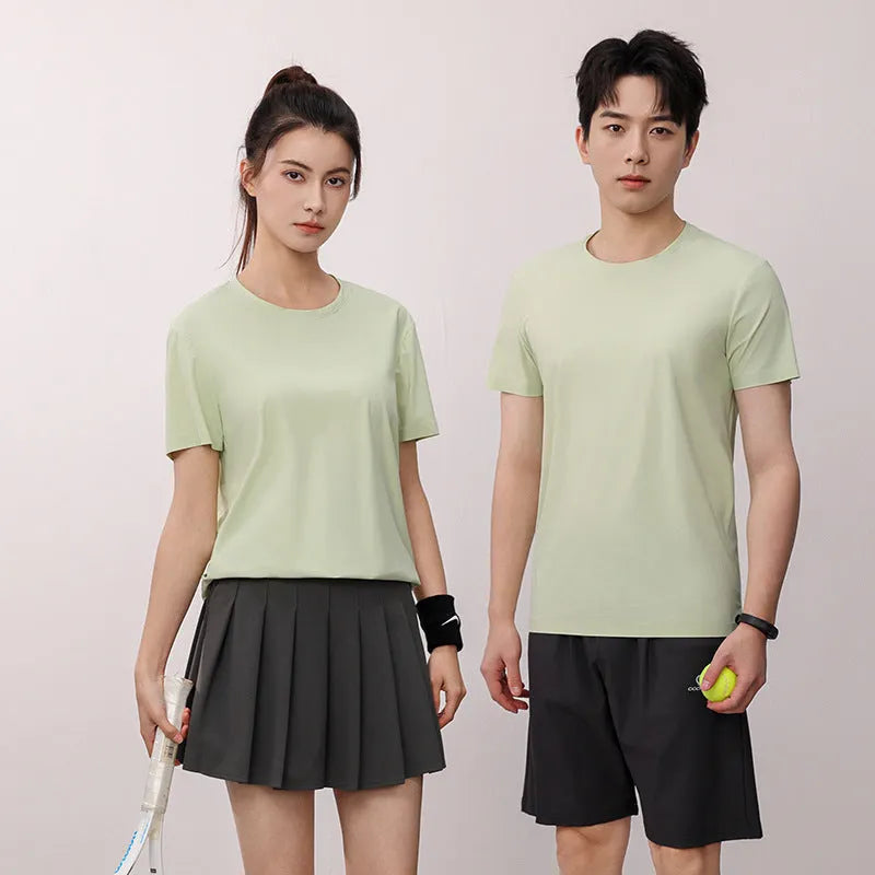Man wearing a solid colour ice silk slim fit short sleeve t-shirt for summer.