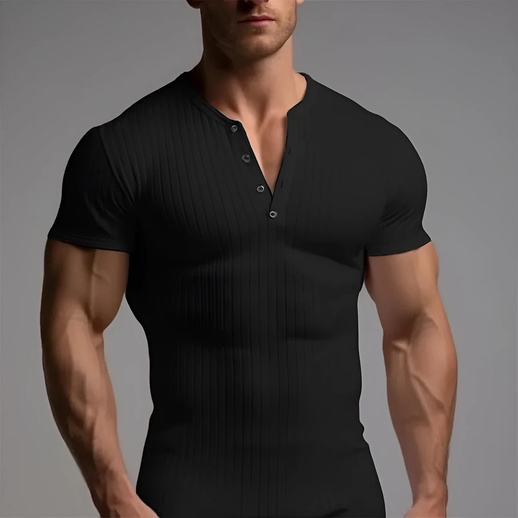 Slim-fitting muscle men's short-sleeved sports T-shirt in polyester, shown in army green colour.