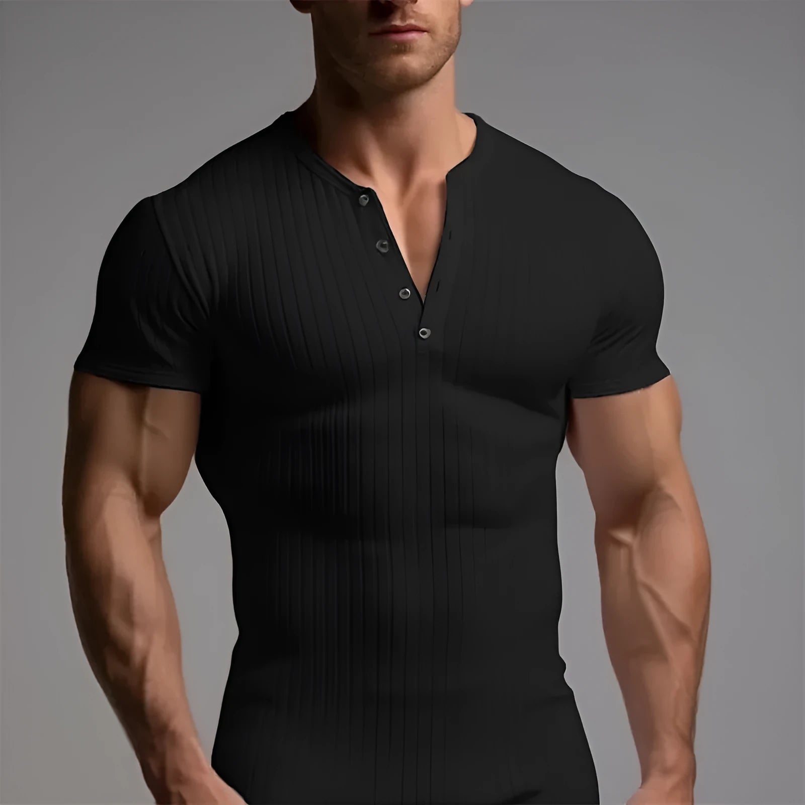 Slim-fitting muscle men's short-sleeved sports T-shirt in polyester, shown in army green colour.