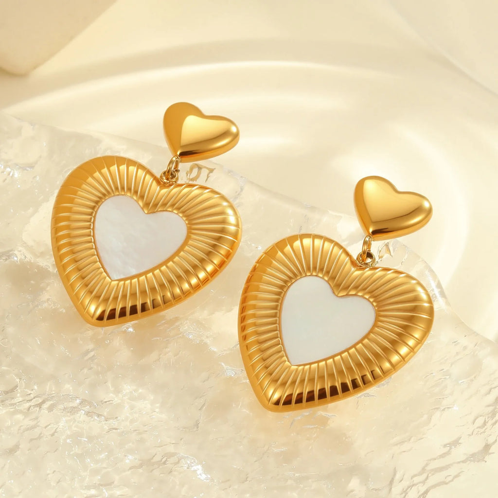 White heart-shaped fritillary earrings with 18K gold electroplated finish on stainless steel