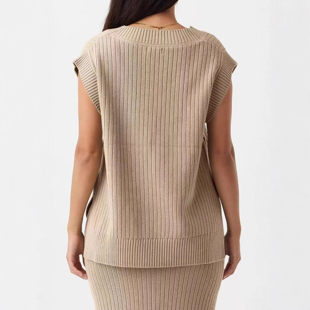 Sleeveless V-neck pullover vest in viscose fibre with striped pattern in camel colour