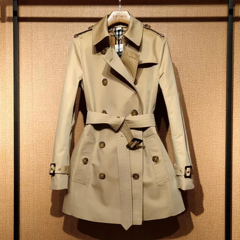 Women's khaki trench coat with double-breasted front and flight sleeves in British style