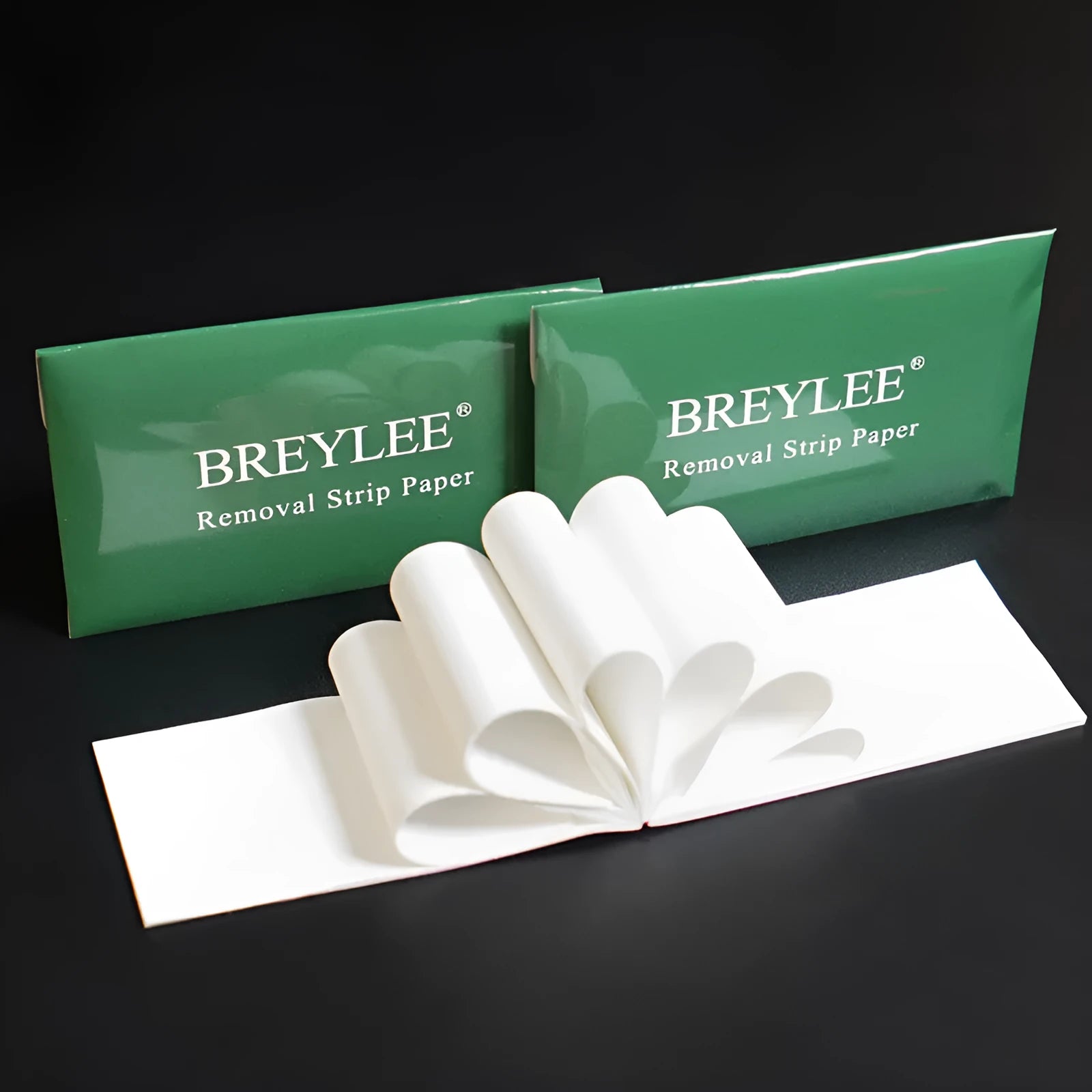 Breylee pack of 100 blackhead removal nasal strips, each measuring 7.8 by 12.5 centimetres.