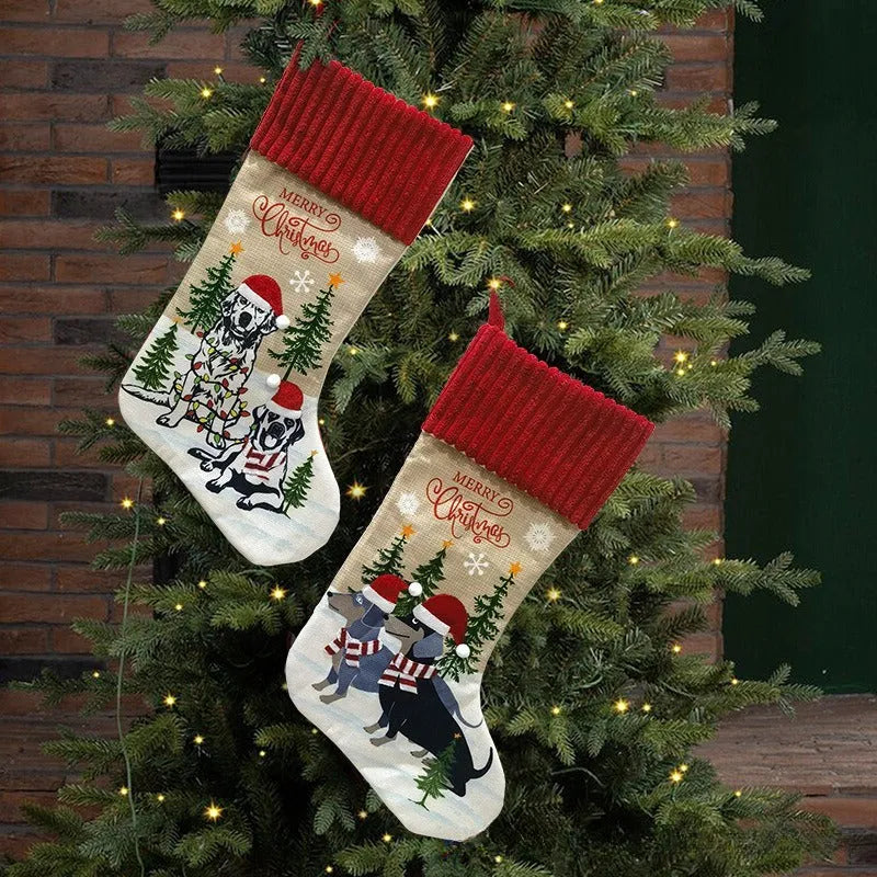 Cloth Christmas tree pendant for pets measuring 46x28cm in pastoral or American style