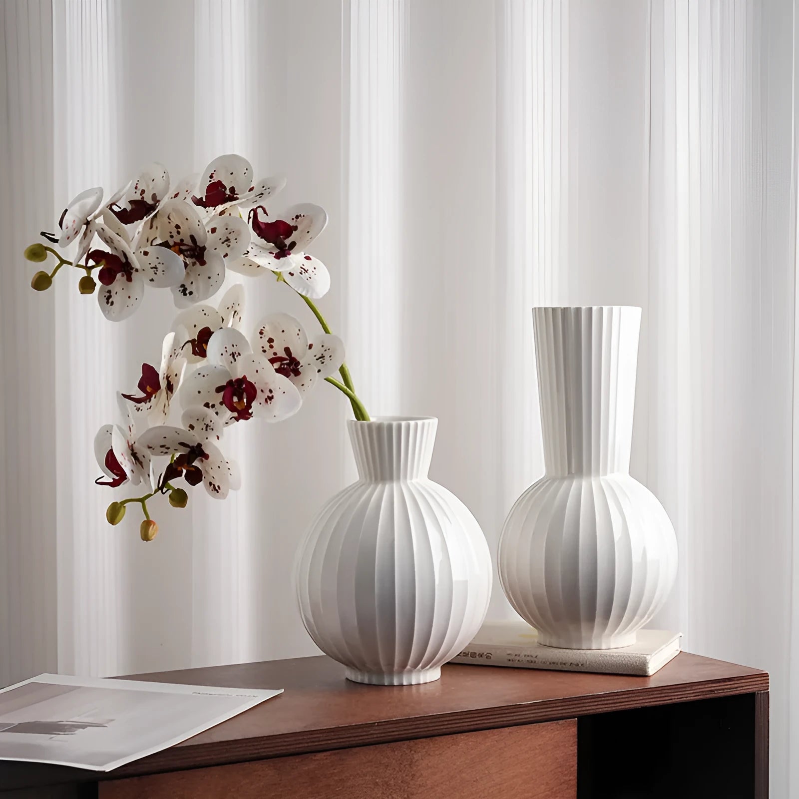 White striped ceramic ball vase American country style living room table decoration