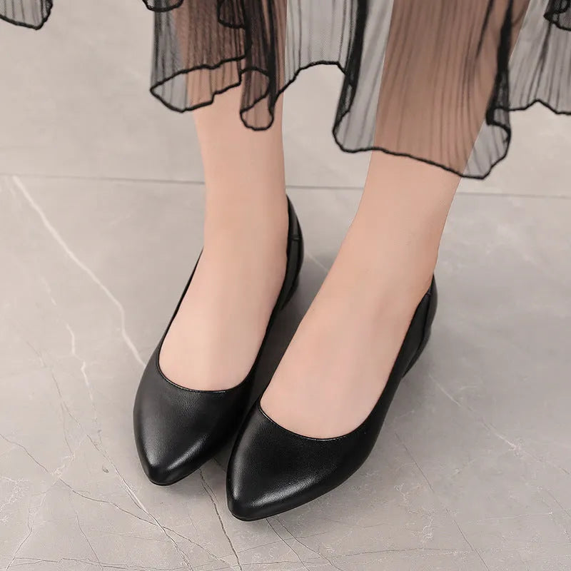 Women's beige cowhide flat pointed shoes with buckle fastening and rubber sole