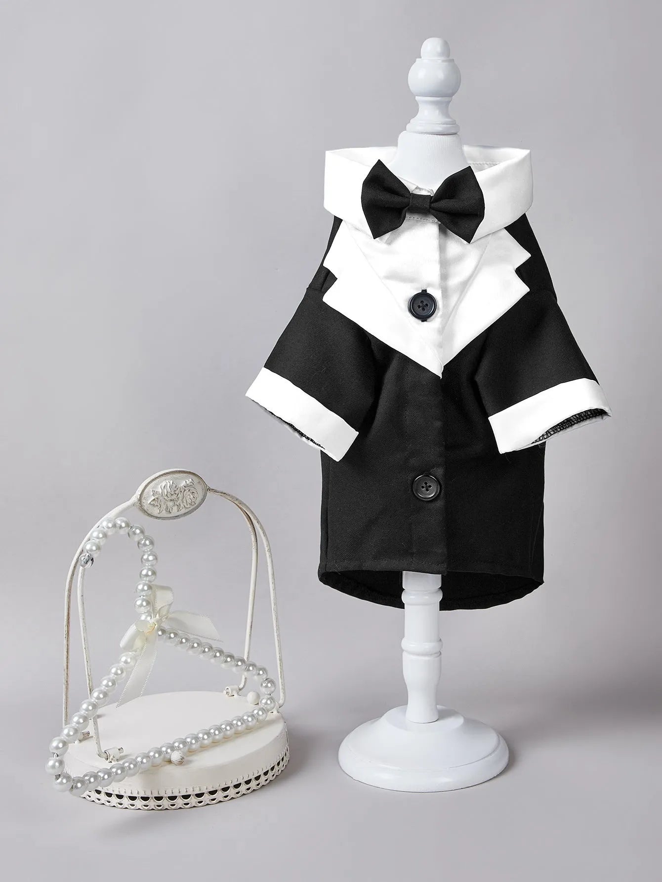 Chinese-style gentleman wedding suit for dogs in black with four-legged design