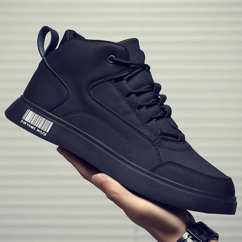 Men's white mid-top casual board sports shoes with lace-up closure and rubber sole