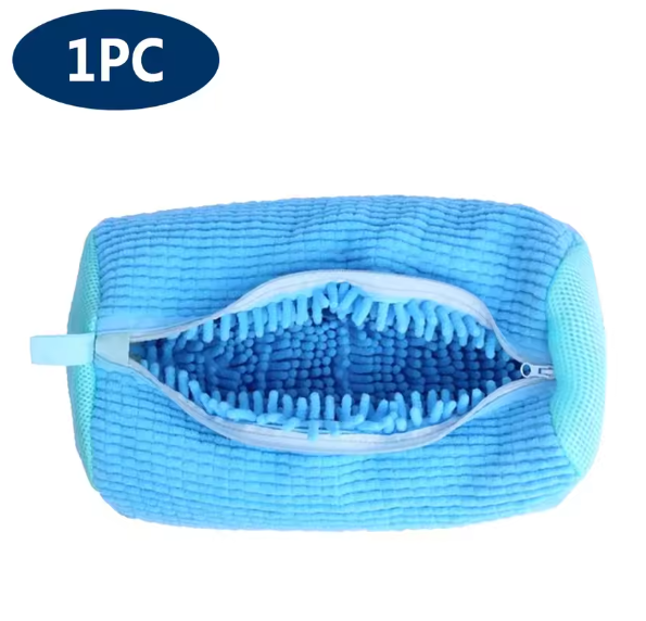 Effortless Shoe Laundry Bag with Rich Fluff Inside - Durable Zipped Washing Machine Protector for Trainers