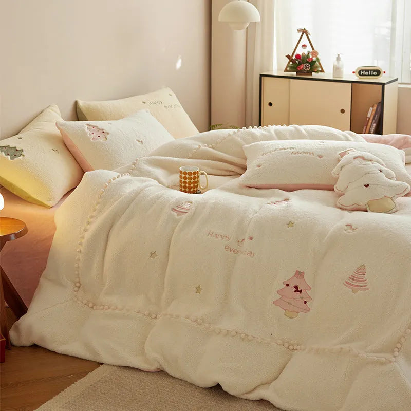 Winter-themed milk fibre bedding set with Christmas tree print on quilt cover and pillowcases.