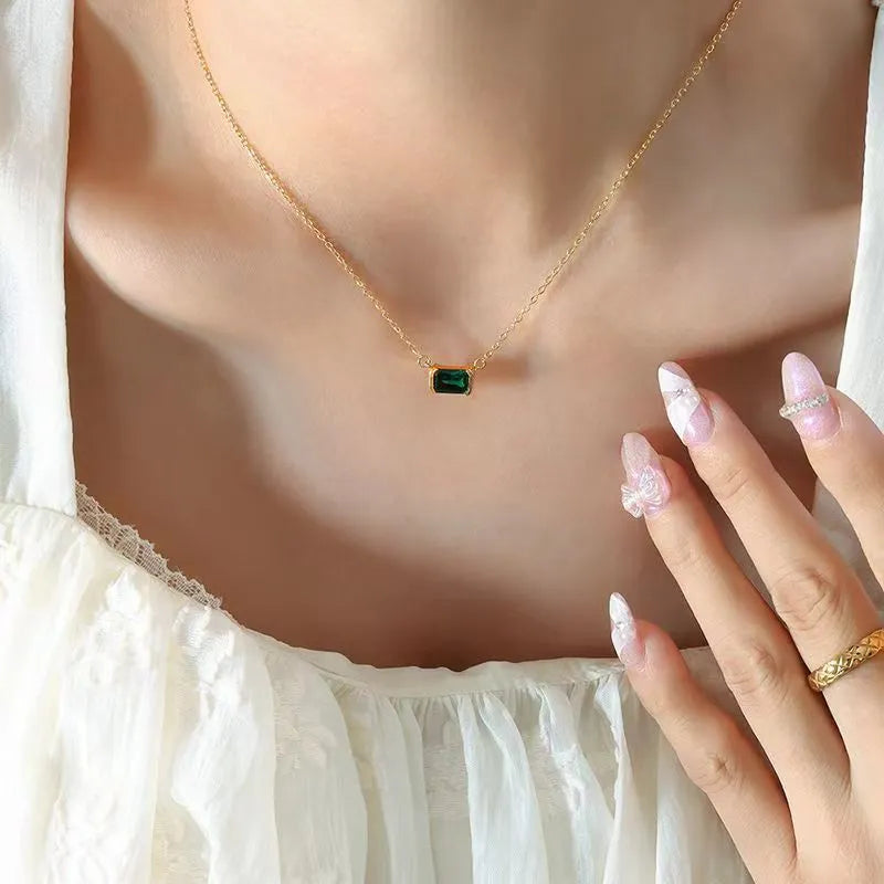 Gold geometric quadrilateral pendant necklace with crystal inlay on copper chain