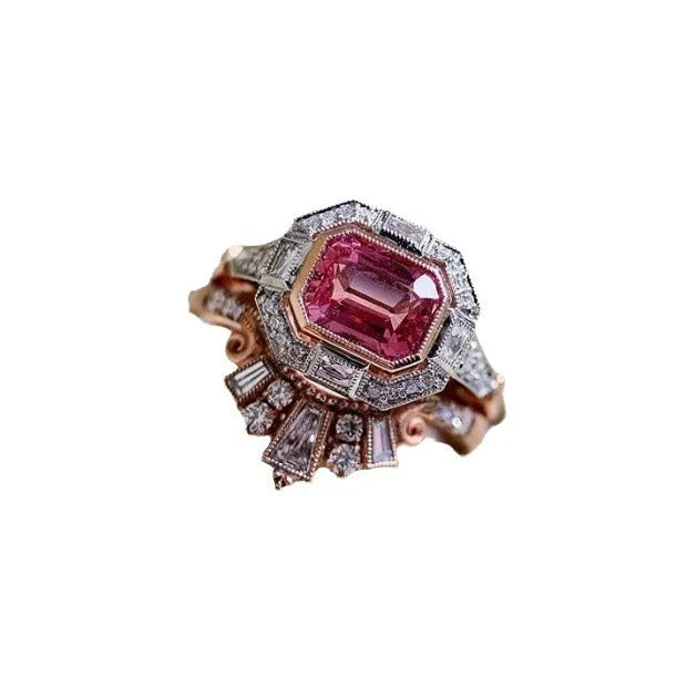 Women's retro style geometric ring in rose gold tone with ruby-coloured design element