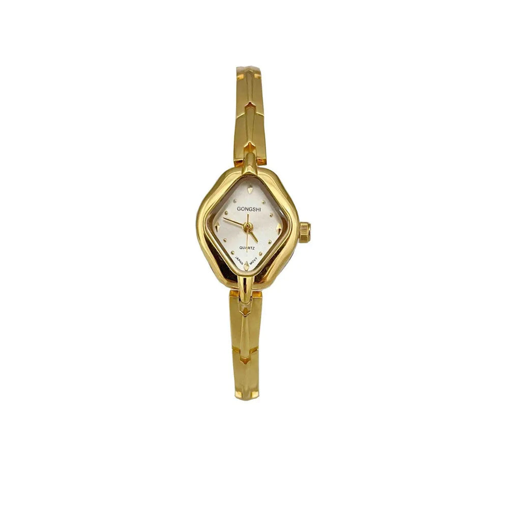 Women's gold or silver waterproof fashion bracelet watch with 18mm dial and mineral glass mirror