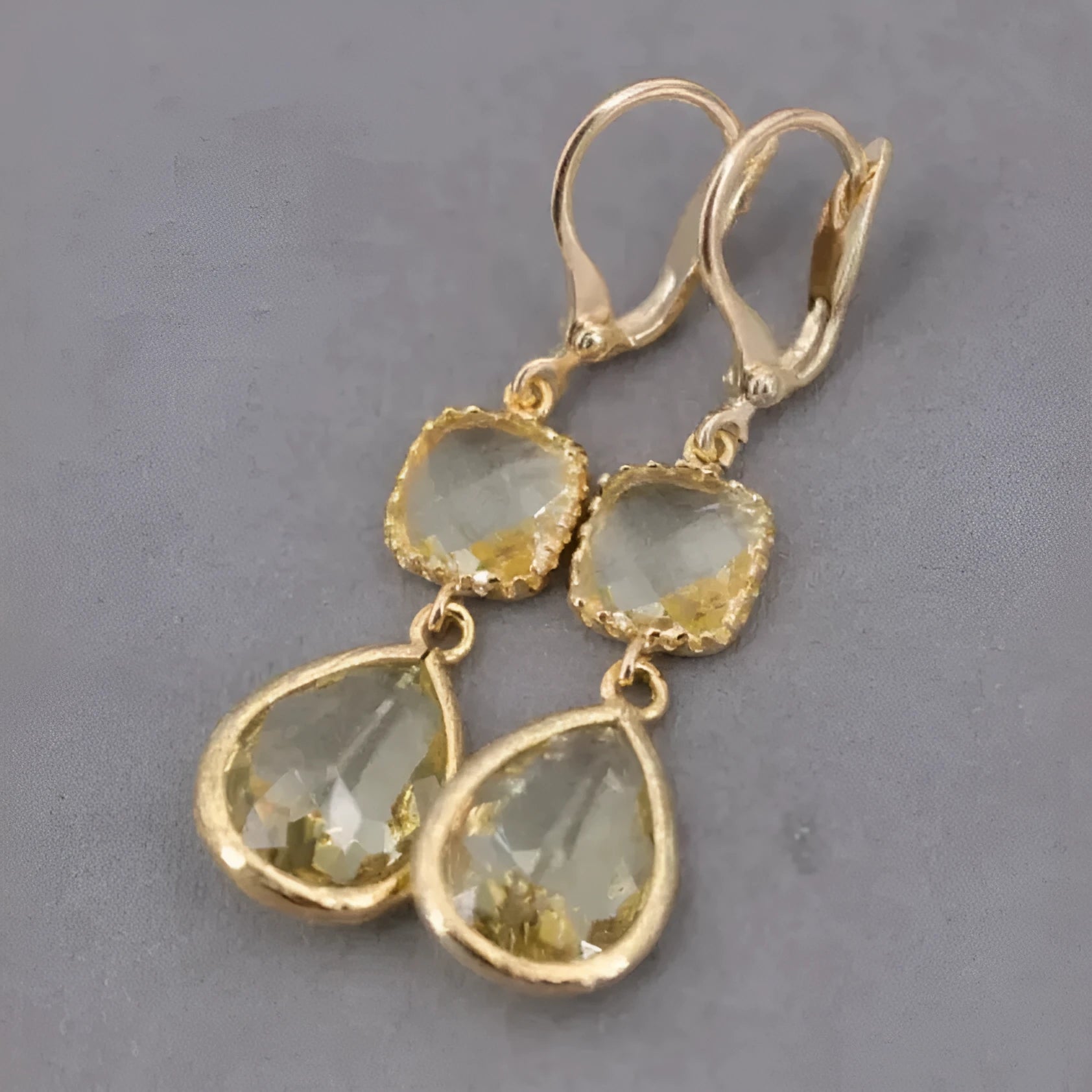 Gold geometric water droplet design long fringe earrings with retro exaggerated style