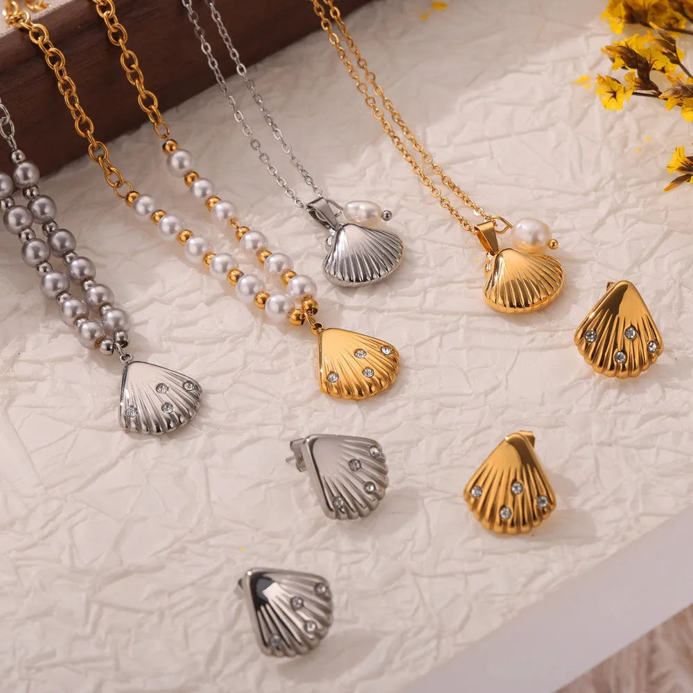 Titanium steel necklace with freshwater pearl bead pendant on O-shaped chain