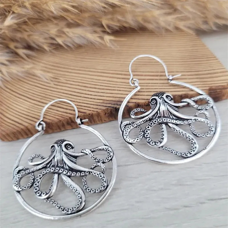 Vintage octopus earrings in antique silver zinc alloy with animal zodiac design