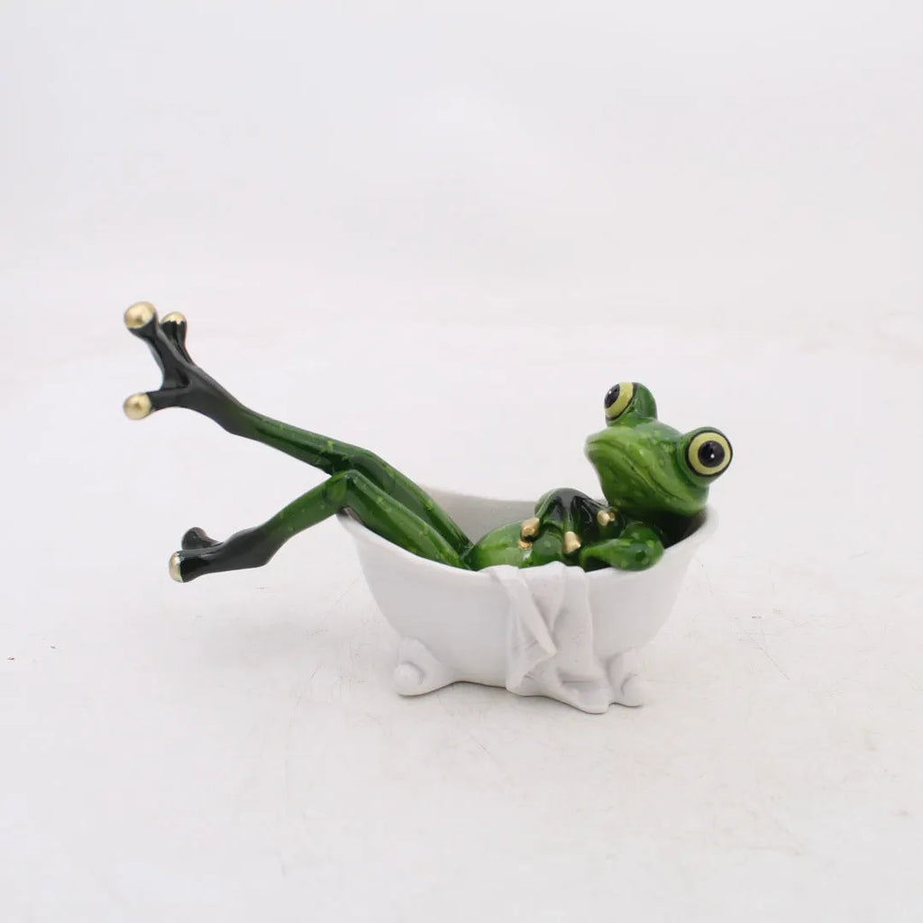 Pastoral style synthetic resin frog figurine ornament for home decoration