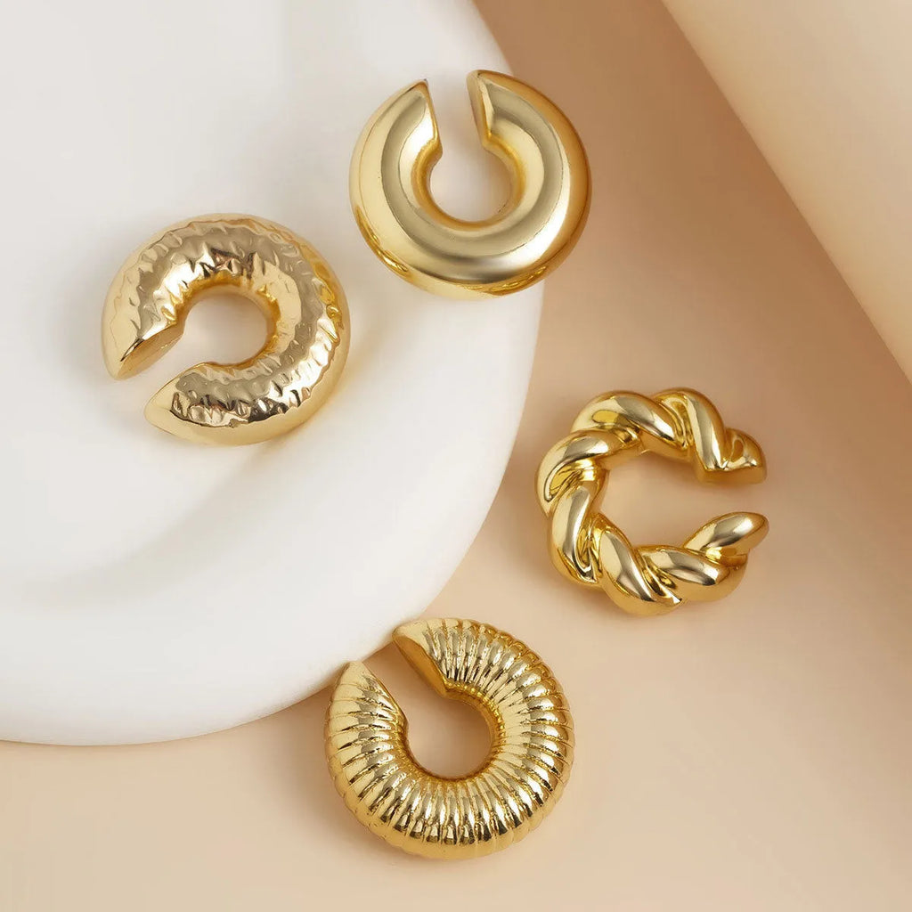 Geometric ear clips set in gold and silver colours for women without pierced ears