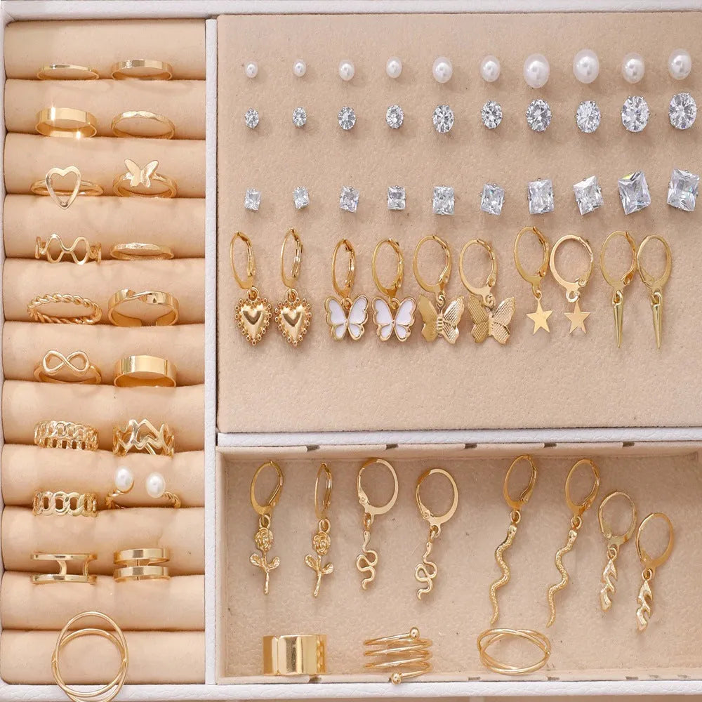 108 geometric alloy pearl earrings with electroplated gold and yellow finishes, round elements, no box