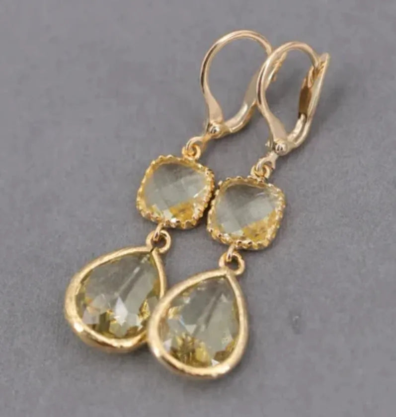 Gold geometric water droplet design long fringe earrings with retro exaggerated style