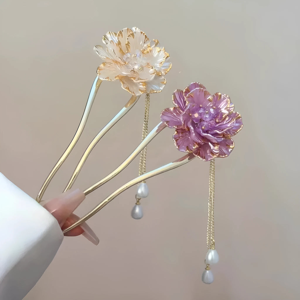 Purple and white retro peony flower U-shaped hairpin with tassel detail on alloy base