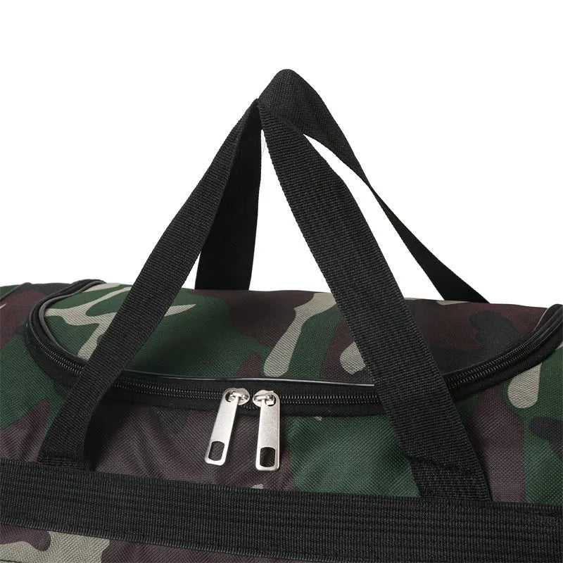 Camouflage pattern luggage bag with 20L capacity and waterproof fabric