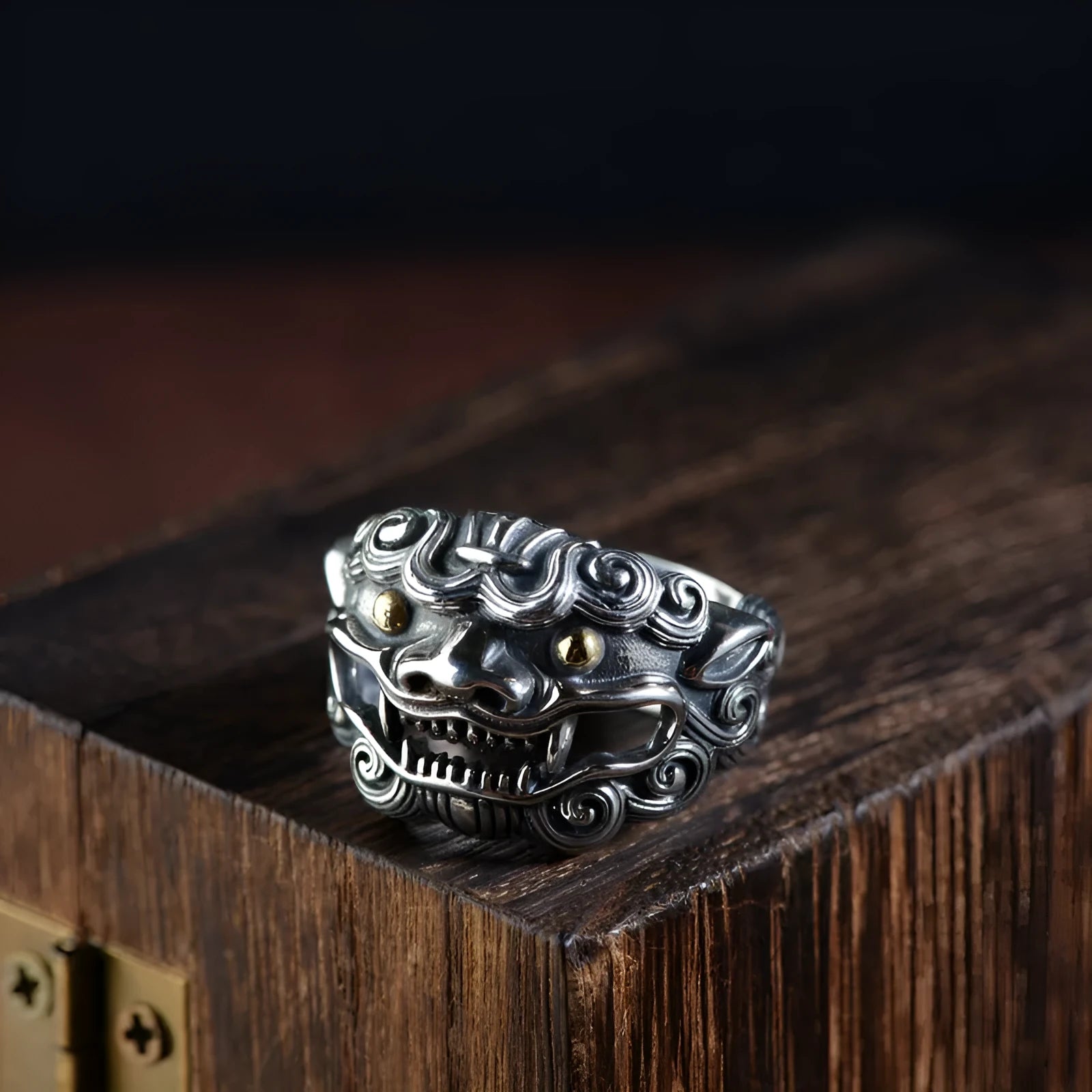 Silver open ring with Jibeast pattern detailing and retro styling
