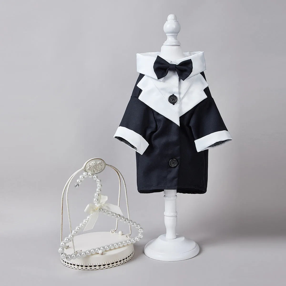 Chinese-style gentleman wedding suit for dogs in black with four-legged design