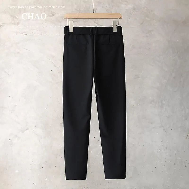 Boys slim straight wool trousers in tapered design with straight leg opening