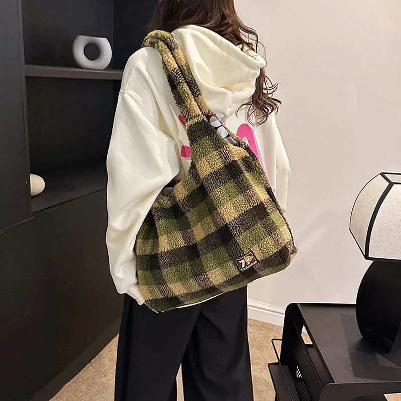 Women's plaid crossbody tote bag in soft plush material with large capacity and zipper organiser