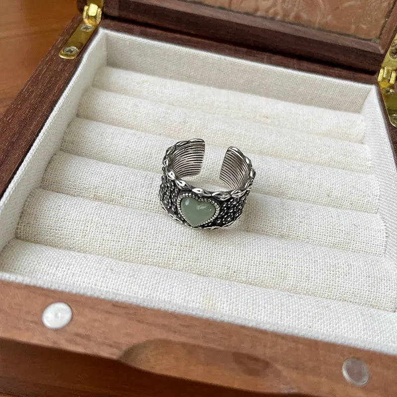 Retro adjustable heart ring in white copper plated silver with love design