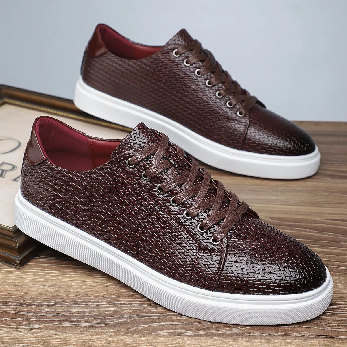 Men's British style leather shoes in black, red, or yellow with artificial PU upper and rubber sole